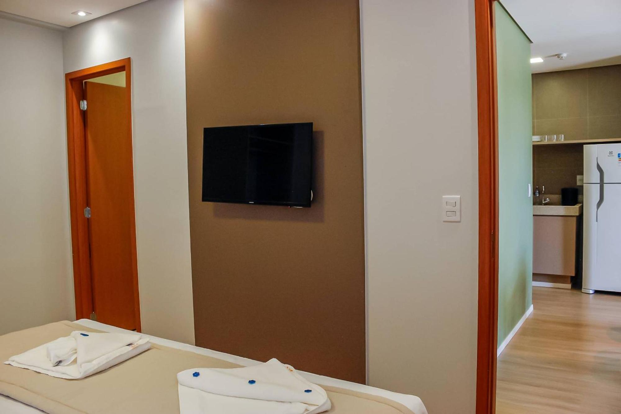 Lagoa Ecotowers - Lagoa Oficial Hotel *